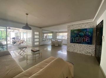 Casa de 2 habitaciones, Panamá · Venta de Casa con 400 m² de Terreno en El Carmen 25 - 9075gg