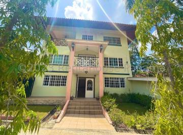 Casa de 5 habitaciones, Panamá · Venta de Casa en Albrook