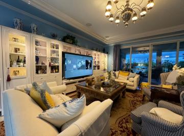 Apartamento · 308m² · 4 Recámaras · 2 Estacionamientos · PH The Reserve - Santa Maria - Venta