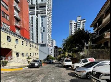 Apartamento · 98m² · 2 Recámaras · 1 Estacionamientos · Vendo Apartamento PH Fountain View