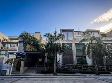 Apartamento · 190m² · 3 Recámaras · 2 Estacionamientos · Apartamento en Alquiler - Ocean Reef Casa del Mar