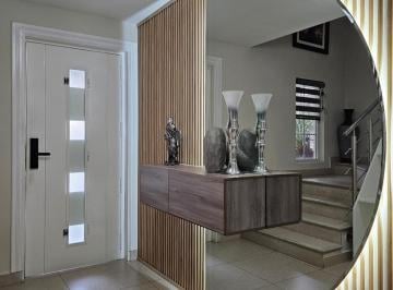 Casa de 3 habitaciones, Panamá · Se Vende Hermosa Casa en Reservas de Versalles