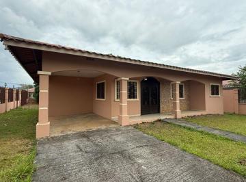 Casa de 3 habitaciones, David · Casa de 3 Habitaciones en Venta – Increíble Precio de Remate. Residencial Aqualina, Chiriquí.
