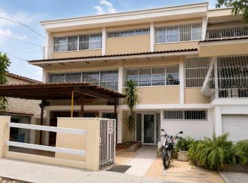 Edificio · 800m² · 10 Recámaras · 6 Estacionamientos · Venta Edificio Para Proyecto en El Cangrejo C/locales P/inversion Lt