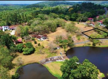 Terreno / Lote · 1632m² · Venta de Terreno en La Chorrera, Urb. Brisas de Los Lagos