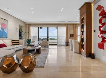 Apartamento · 273m² · 3 Recámaras · 2 Estacionamientos · Caleta
