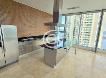 Apartamento de 1 habitación, Panamá · Venta Apartamento Loft Four 41 Piso Alto Vista Al Mar. Remate Bancario