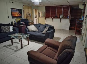 Casa de 3 habitaciones, Panamá · Vendo Casa Duplex en Urbanizacion Cardenas