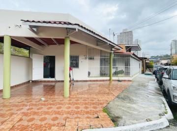 Casa de 4 habitaciones, Panamá · Venta de Casa en Linda Vista