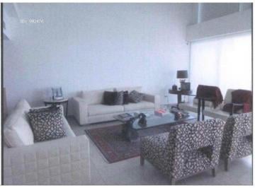 Apartamento · 280m² · 3 Recámaras · 2 Estacionamientos · Venta PH H2o Av Balboa 3rec