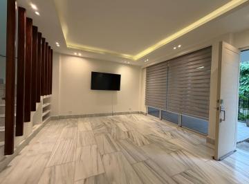 Casa · 330m² · 3 Recámaras · 3 Estacionamientos · Venta de Casa en Santa Marìa, The Reserve
