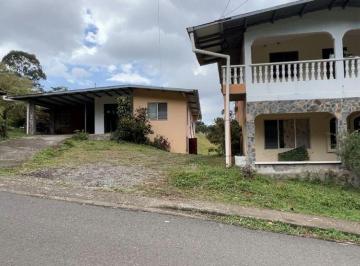 Terreno / Lote , Boquete · Terreno de 4,918 m en Jaramillo Arriba con 2 Casas de Doble Piso