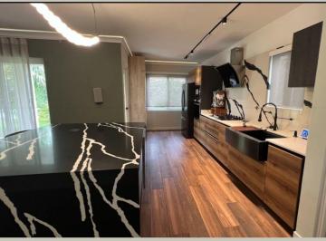 Casa de 3 habitaciones, Panamá · Se Vende Hermosa Casa Remodelada en Quintas de Versalles