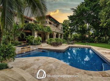 Casa de 10 habitaciones, Panamá · Altos del Golf - 1,458 m² de Const - 14,000