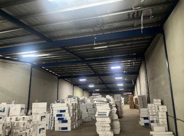 Bodega-Galpón-Depósito , Zona Libre · Bodega - Galpón - Depósito de 1700 m² en Venta y Alquiler en France Field