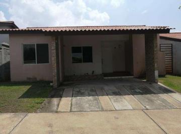 Casa · 94m² · 3 Recámaras · 2 Estacionamientos · Venta Casa en Los Alamos de Las Arboledas (Of)