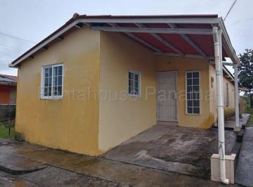 Casa de 4 habitaciones, Arraiján · Venta de Casa en Arraijan