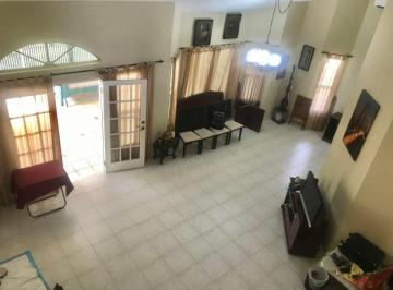 Casa de 6 habitaciones, San Miguelito · Venta de Casa en Brisas del Golf La Montañesa M²: 450