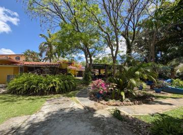 Casa de 6 habitaciones, Chame · Vistas Al Campo de Golf: ¡Casa en Venta en Coronado!