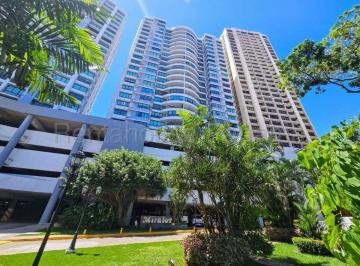 Apartamento de 3 habitaciones, Panamá · Vendo Apartamento Espectacular en PH Miraluz, Paitilla 25 - 9395