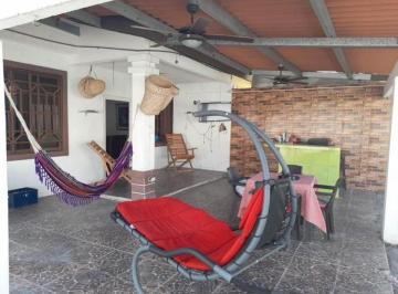 Casa de 3 habitaciones, Panamá · Alquilo Casa con Piscina en El Mirador del Lago en Las Cumbres