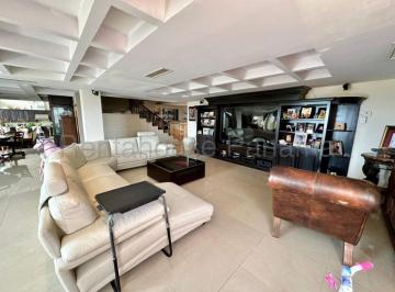 Casa de 6 habitaciones, Panamá · Venta Casa Altos de Santa María
