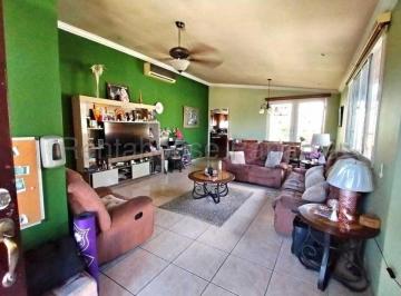 Casa de 3 habitaciones, San Miguelito · Casa en Brisas del Golf en Venta