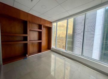Oficina comercial · 108m² · 4 Recámaras · 2 Estacionamientos · Alquiler Oficina en Ocean Bussines Plaza