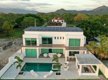 Casa de 5 habitaciones, Gorgona · Venta de Casa en Nueva Gorgona