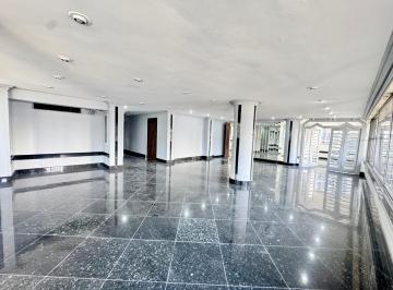 Apartamento · 360m² · 3 Recámaras · 2 Estacionamientos · Alquiler de Apartamento Punta Paitilla 360 m² Aq