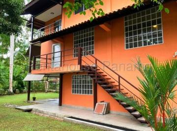 Casa de 4 habitaciones, Panamá · Venta de Casa en Clayton