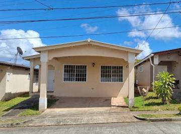 Casa de 3 habitaciones, Arraiján · Venta Casa Brisas del Golf Arraiján Remate Bancario