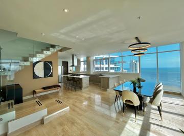 Apartamento · 217m² · 3 Recámaras · Venta de Penthouse Costa del Este Para Inversion 2 Nivel PH Regent Jp