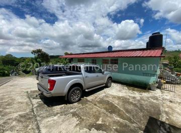Casa de 4 habitaciones, Panamá · Venta de Casa en Pedregal