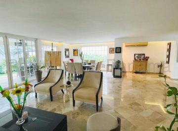 Casa de 3 habitaciones, Panamá · Venta de Casa en Altos de Golf