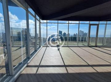 Oficina comercial , Panamá · Venta Oficina Calle 50. 7 Estacionamientos y 1 Depósito Vista Al Mar