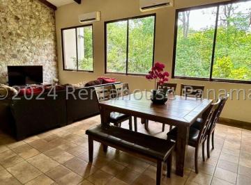 Casa de 3 habitaciones, Panamá · Venta Casa Penonomé