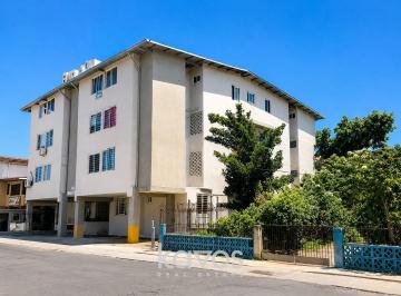 Edificio · 750m² · 6 Estacionamientos · Venta - Rio Abajo - Operativo