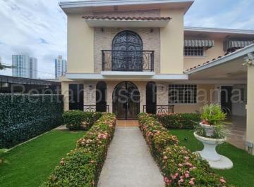 Casa de 5 habitaciones, Panamá · Venta de Casa en San Francisco
