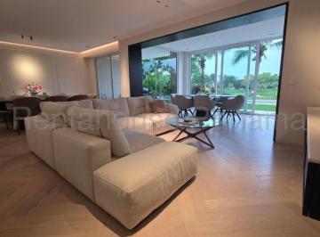 Apartamento de 4 habitaciones, Panamá · Apartamento en Venta en Santa María