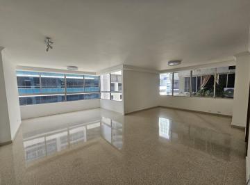 Apartamento · 135m² · 3 Recámaras · 2 Estacionamientos · Venta de Apartamento en Marbella