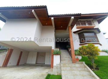 Casa de 5 habitaciones, Panamá · Venta de Casa en Altos de Golf