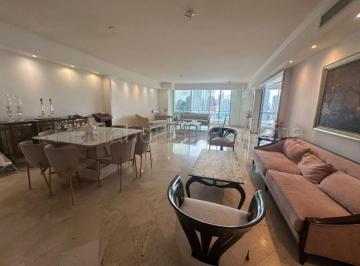 Apartamento de 3 habitaciones, Panamá · Vendo Apartamento en Paitilla