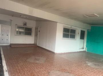 Casa de 3 habitaciones, Arraiján · Casa de Barriada, Cercada y Titulada