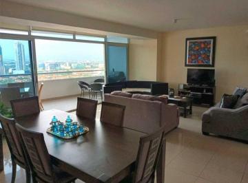 Apartamento · 188m² · 3 Recámaras · 2 Estacionamientos · Se Alquila en PH Elevation - Costa del Este - Amoblado