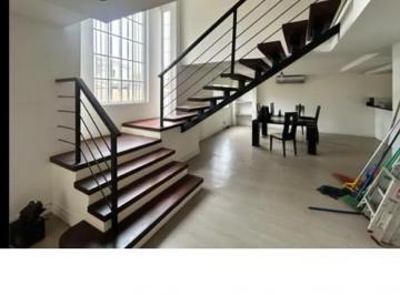 Casa · 400m² · 4 Recámaras · 4 Estacionamientos · Se Vende Casa Green Valley Albrook. Remate Bancario