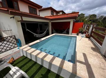 Casa de 3 habitaciones, Panamá · Se Vende Casa Unifamiliar Las Cumbres Mirador del Lago Piscina