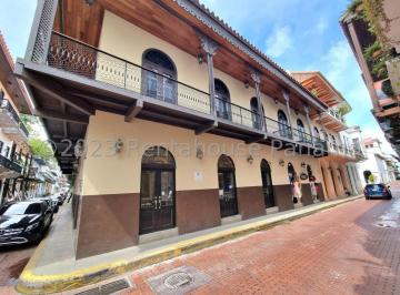 Apartamento de 3 habitaciones, Panamá · Alquilo o Vendo Cuatro Casas Casco Antiguo Jfl