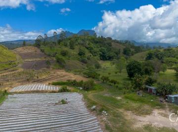 Casa de 1 habitación, Volcan · Granja de 5 Hectáreas en Venta en Volcán, Tierras Altas, Chiriquí