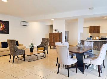 Apartamento · 240m² · 2 Recámaras · 2 Estacionamientos · Se Alquila Apartamento en Oasis Punta Pacifica Clientes Directos